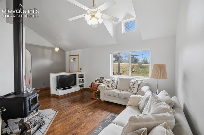 877 Mountain Estates Rd, Florissant, CO 80816