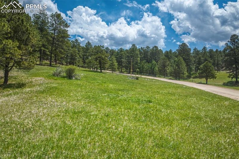 8770 Moss Rock Rd, Colorado Springs, CO 80908