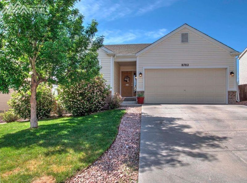 8782 Silver Glen Dr, Fountain, CO 80817