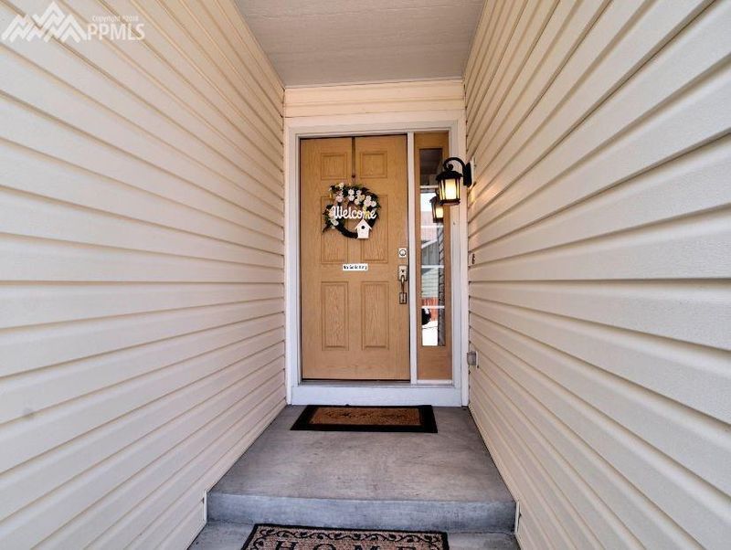 8782 Silver Glen Dr, Fountain, CO 80817