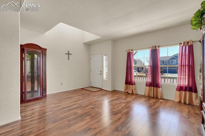 8783 Silver Glen Dr, Fountain, CO 80817