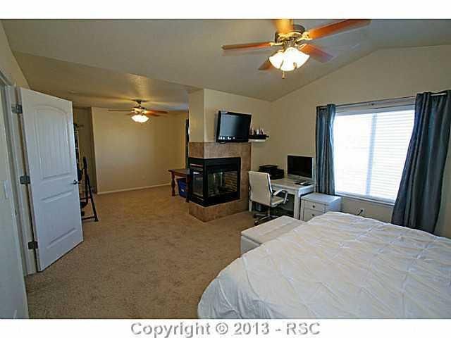 8785 Canary Cir, Colorado Springs, CO 80908