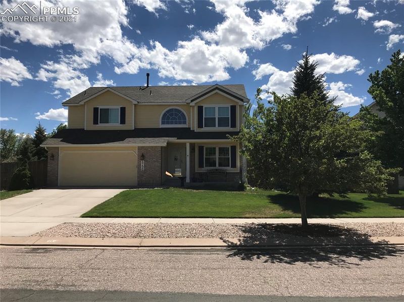 8790 Quail Glen Dr, Colorado Springs, CO 80920