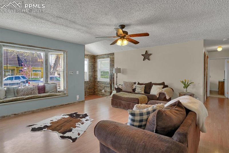 88 Davie Dr, Colorado Springs, CO 80911