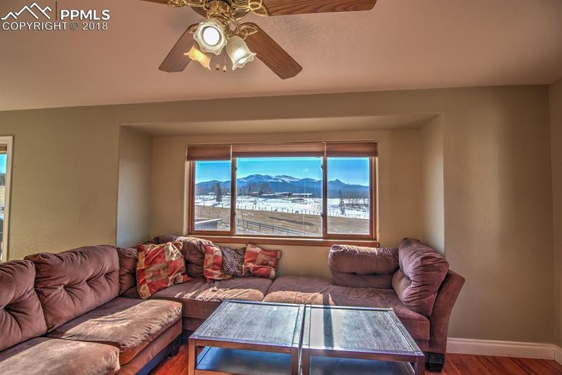 88 Ridge Dr, Divide, CO 80814