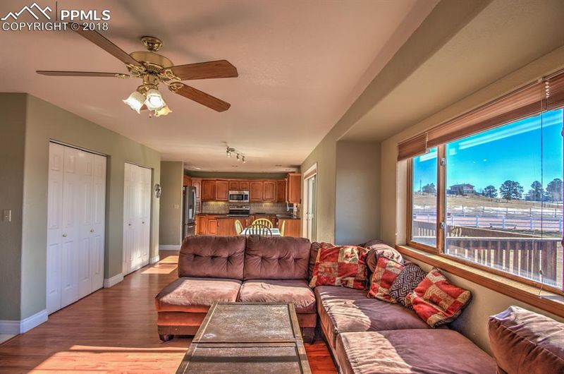 88 Ridge Dr, Divide, CO 80814