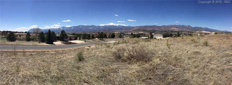 880 Eagle Rock Rd, Colorado Springs, CO 80918