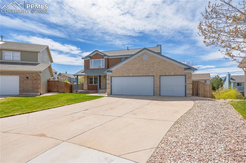 8805 Grovenor Ct, Colorado Springs, CO 80920