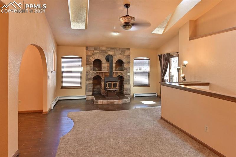 8809 Alpine Valley Dr, Colorado Springs, CO 80920