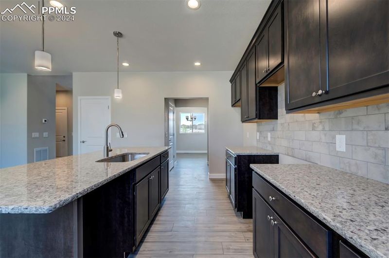882 Naismith Ln, Monument, CO 80132