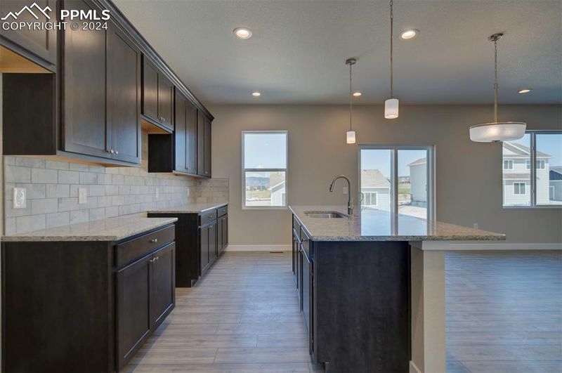 882 Naismith Ln, Monument, CO 80132