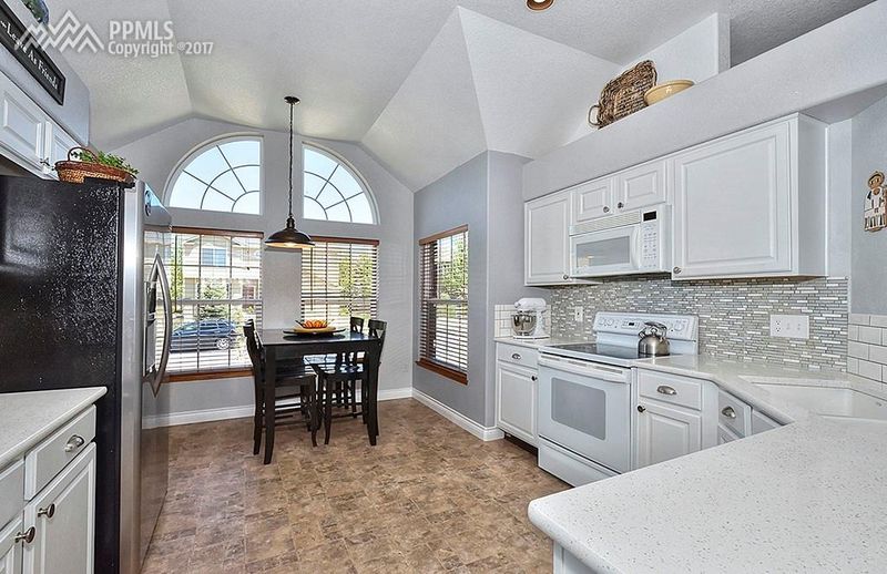 883 Mesa Creek Dr, Monument, CO 80132