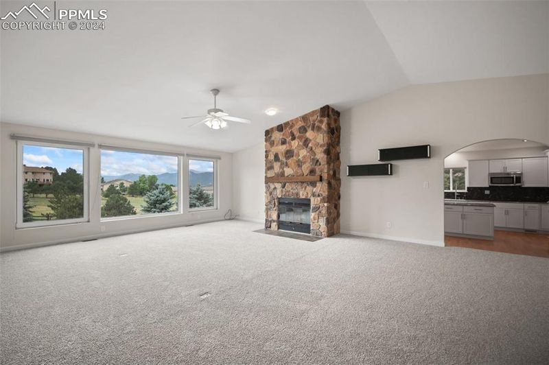 885 Bowstring Rd, Monument, CO 80132