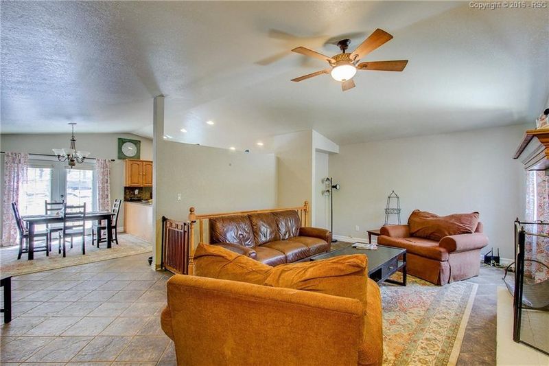 885 Woodmoor Dr, Monument, CO 80132