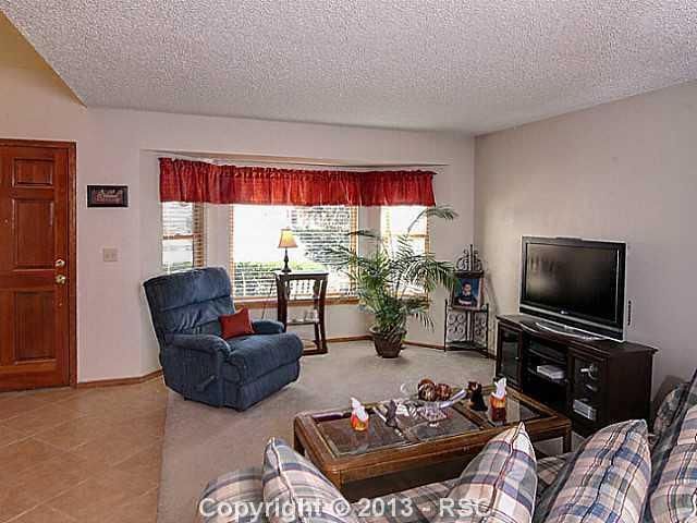 8850 April Dr, Colorado Springs, CO 80920