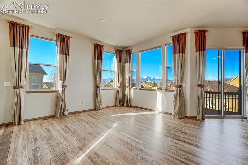 8856 Wolf Lake Dr, Colorado Springs, CO 80924