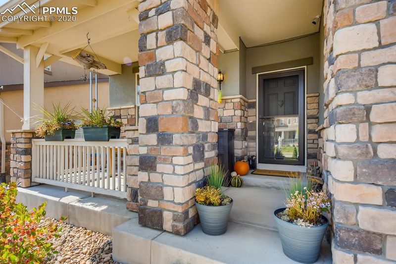 8869 Gore St, Arvada, CO 80007