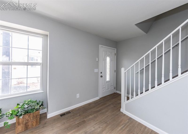 887 Barn Owl Dr, Fountain, CO 80817