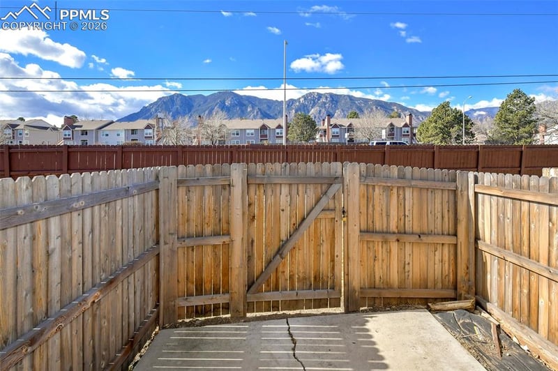 888 London Green Way, Colorado Springs, CO 80906