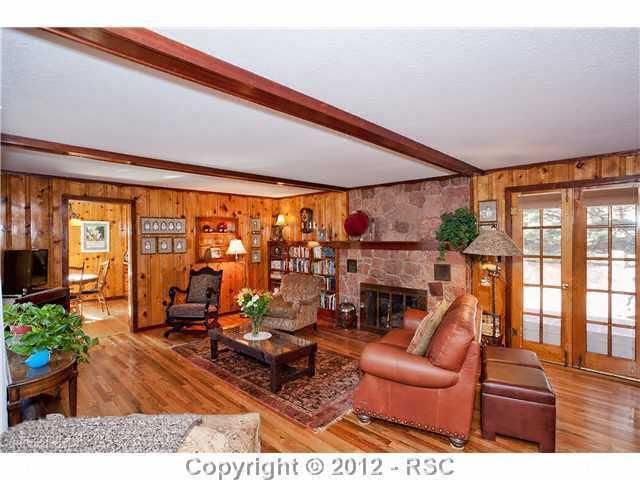 8885 Chipita Park Rd, Cascade, CO 80809
