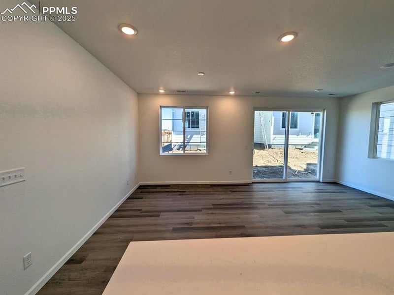 889 Solum Grv, Colorado Springs, CO 80915