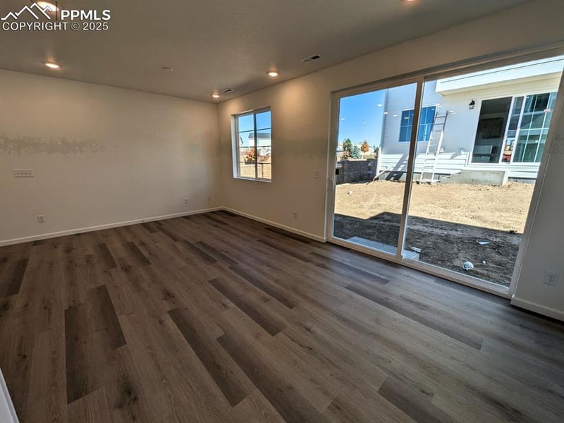 889 Solum Grv, Colorado Springs, CO 80915