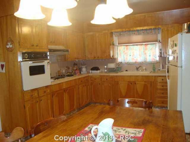 89 Fordham Cir, Pueblo, CO 81004