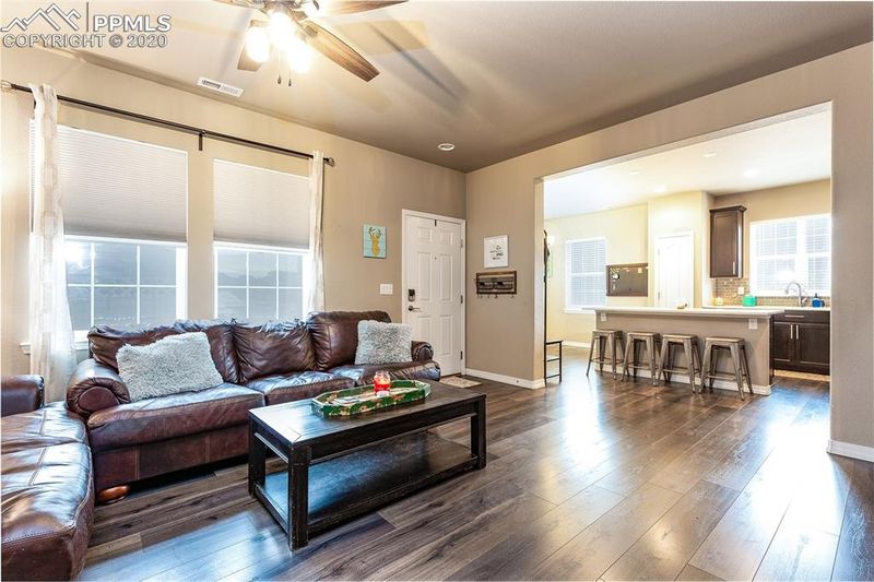 8906 Bella Flora Hts, Colorado Springs, CO 80924