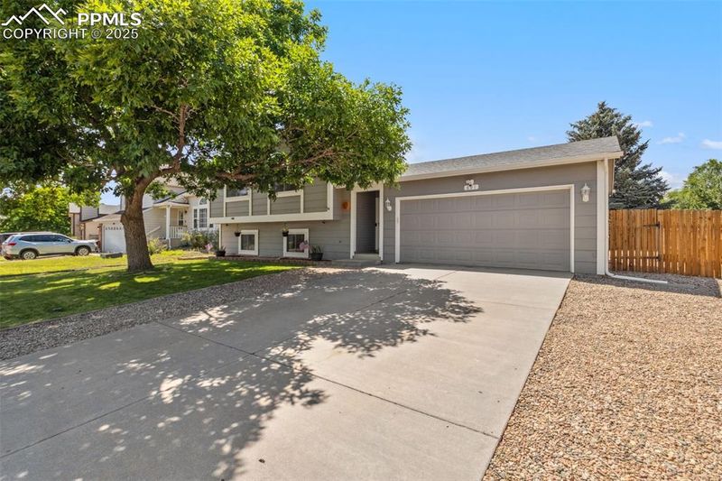 891 Daffodil St, Fountain, CO 80817