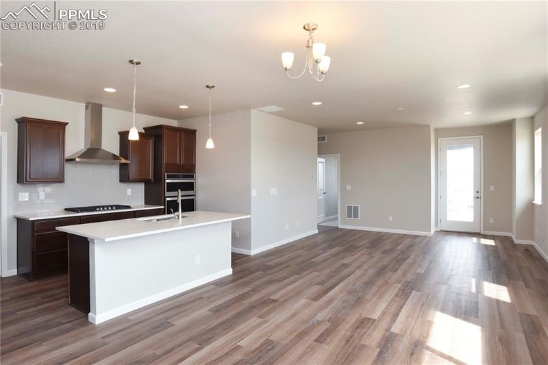 8932 Birch Run Ln, Parker, CO 80134
