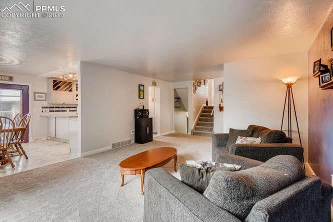 894 S Bermont Dr, Lafayette, CO 80026