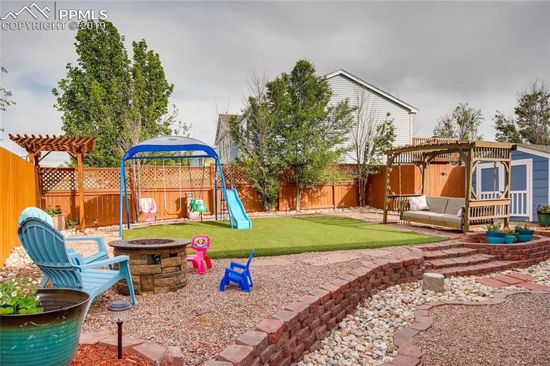 894 Daffodil St, Fountain, CO 80817