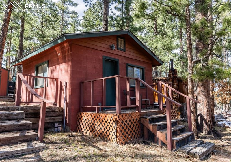 8955 League Trl, Beulah, CO 81023
