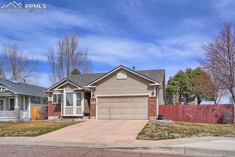 897 Candlestar Loop, Fountain, CO 80817