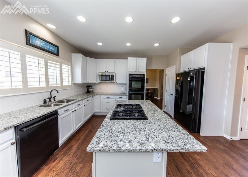 8980 Peabody Ct, Colorado Springs, CO 80920