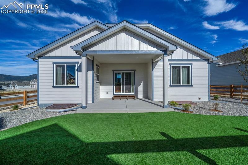 899 Old Grotto Dr, Monument, CO 80132