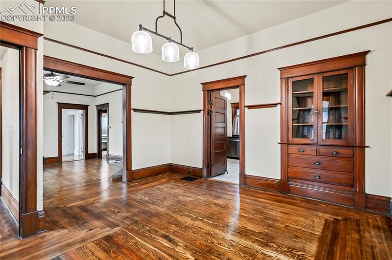 9 16th St, Colorado Springs, CO 80904