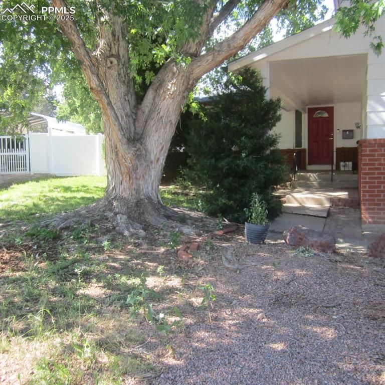 9 Briargate Pl, Pueblo, CO 81001