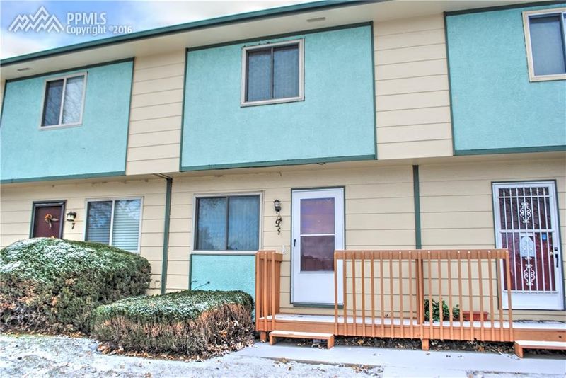 9 S Murray Blvd, Colorado Springs, CO 80916