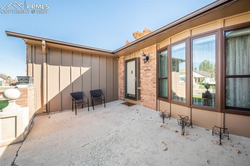 9 Sepulveda Ct, Pueblo, CO 81005