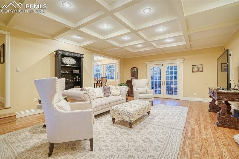 90 Briarcrest Pl, Colorado Springs, CO 80906