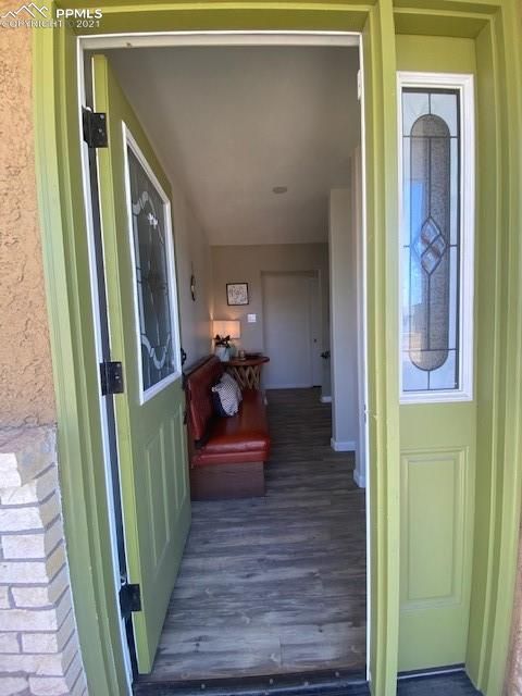 90 Radcliff Ln, Pueblo, CO 81005