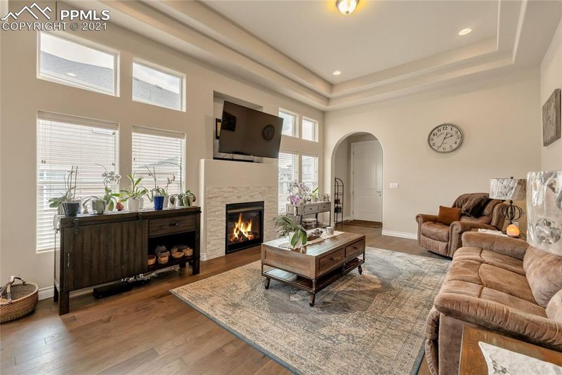 9014 Pacific Crest Dr, Colorado Springs, CO 80927