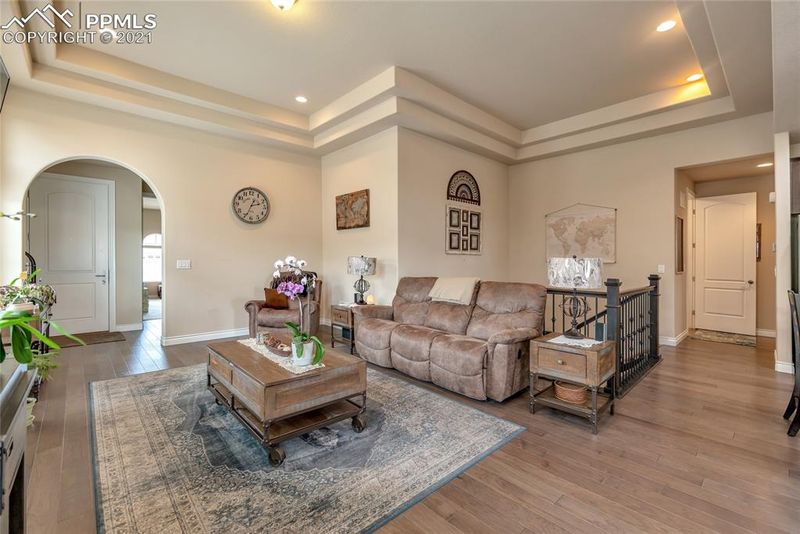 9014 Pacific Crest Dr, Colorado Springs, CO 80927