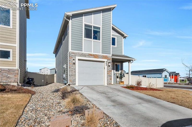 902 Cana Grv, Colorado Springs, CO 80916