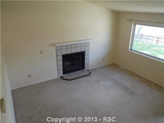 902 S Candlestar Loop, Fountain, CO 80817