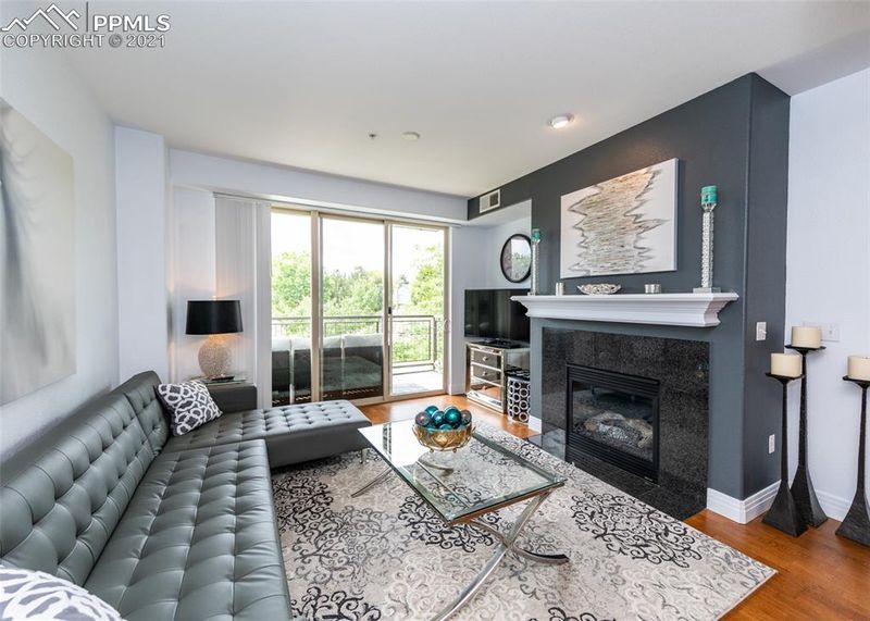 9039 E Panorama Cir #C-205, Englewood, CO 80112