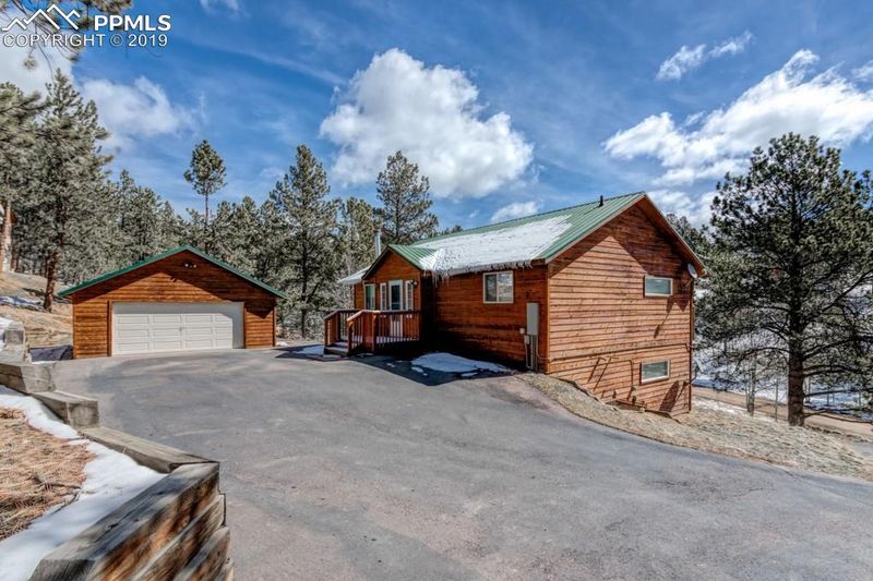904 Blue Mesa Dr, Divide, CO 80814