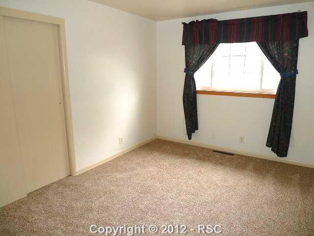904 Carlisle St, Colorado Springs, CO 80907