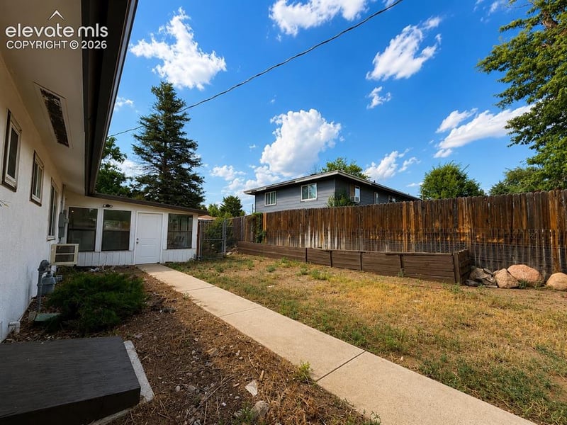 905 Hallam Ave, Colorado Springs, CO 80911